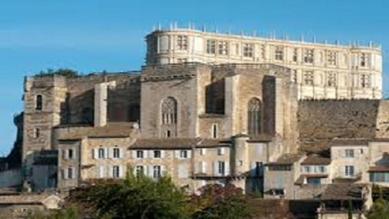 Gite La Joliette Et Le Chesnaie Grillon Εξωτερικό φωτογραφία