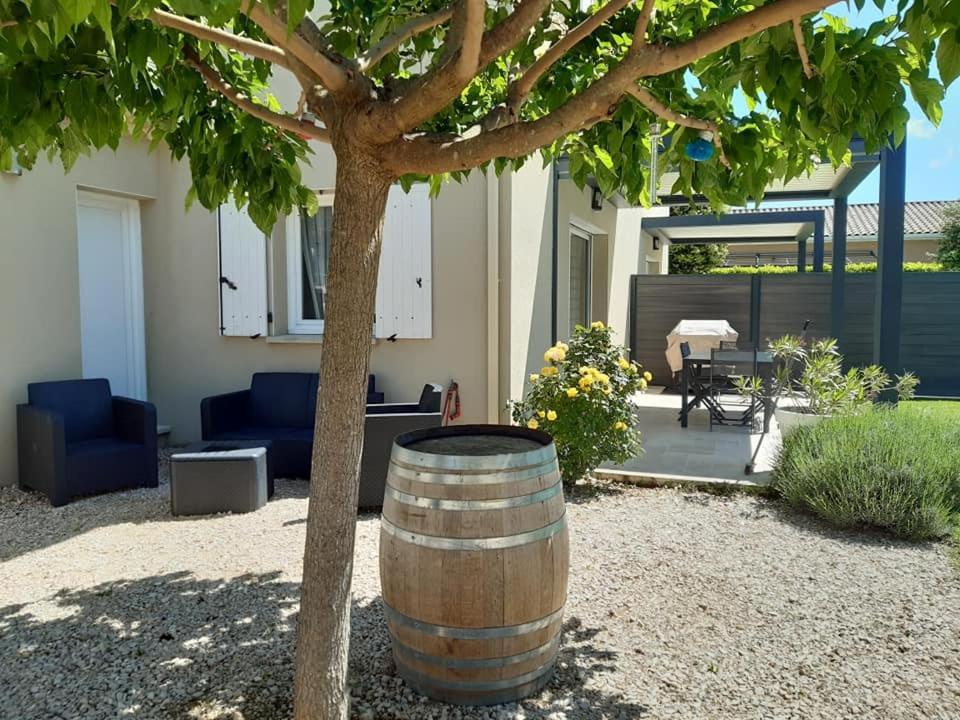 Gite La Joliette Et Le Chesnaie Grillon Εξωτερικό φωτογραφία